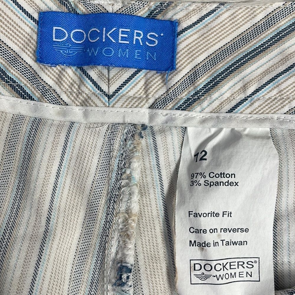 Dockers Women’s Size 12 Favorite Fit Striped Cotton Shorts Casual Summer - Picture 5 of 6